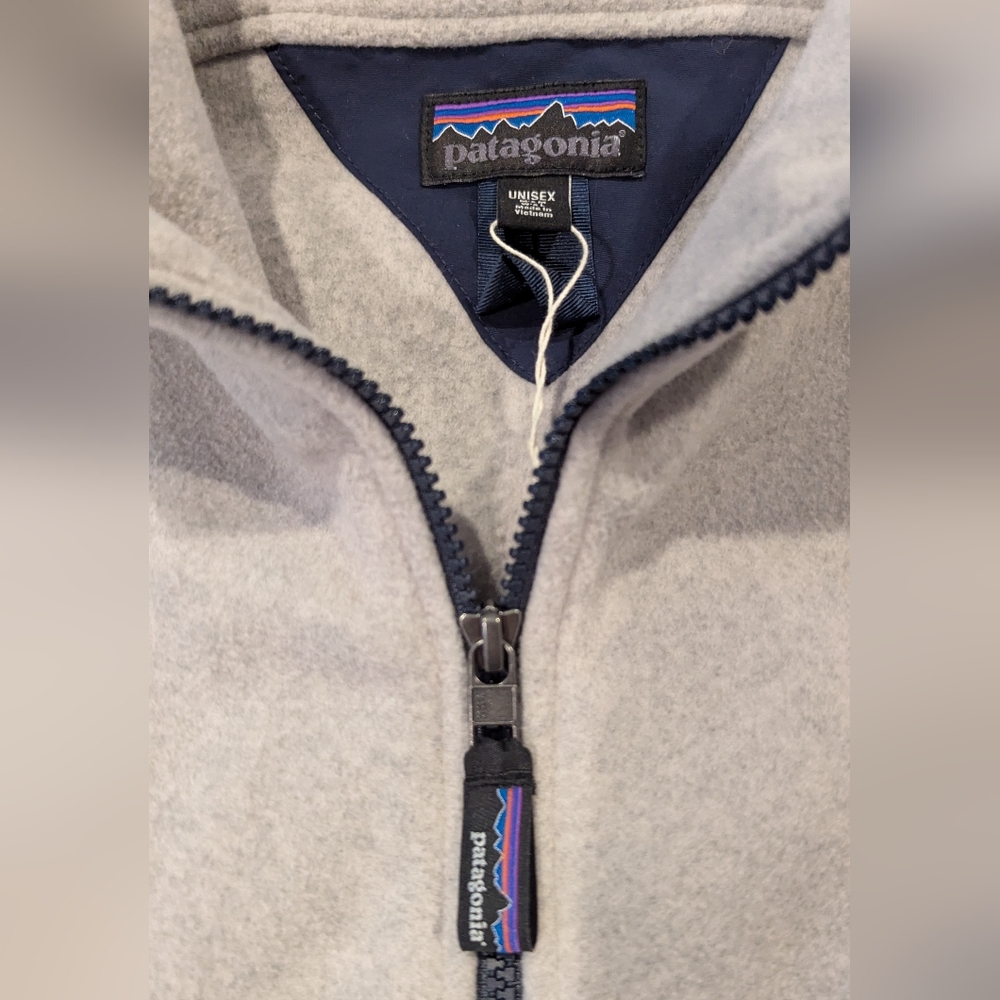 Patagonia Unisex Quarter-Zip Fleece Pullover - Picture 4 of 7